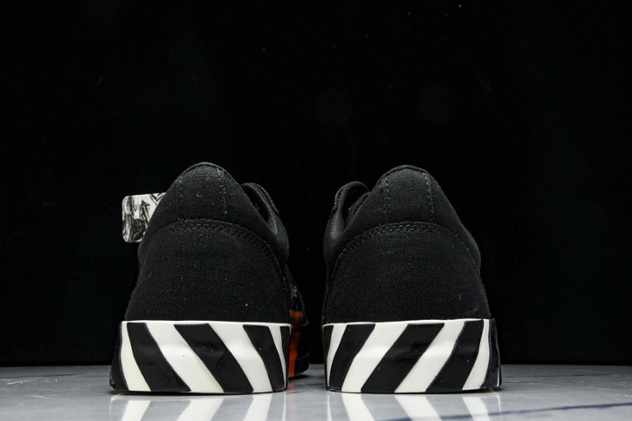 OFF-WHITE Canvas Sneaker