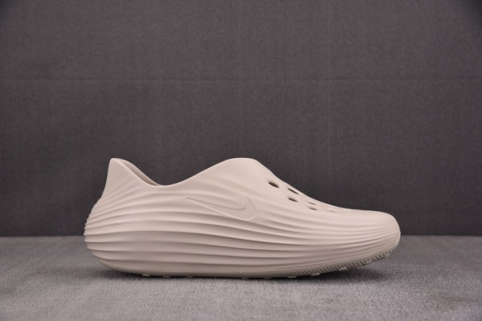 Nike ReactX Rejuven8 Slide