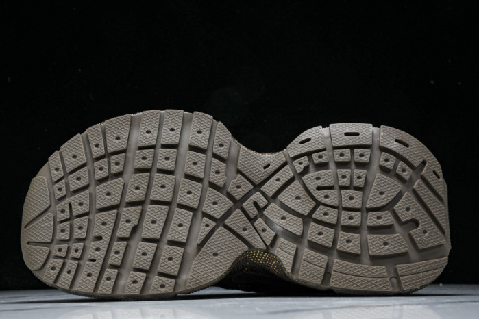 BLCG RUNNER SNEAKER (crystal)