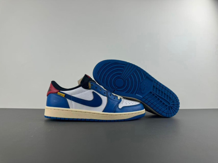 Air Jordan 1 Low UN HQ6998-146