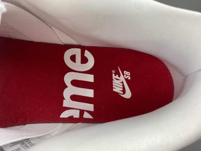 2025 Svp*me x nike dunk low sb hq8487-100