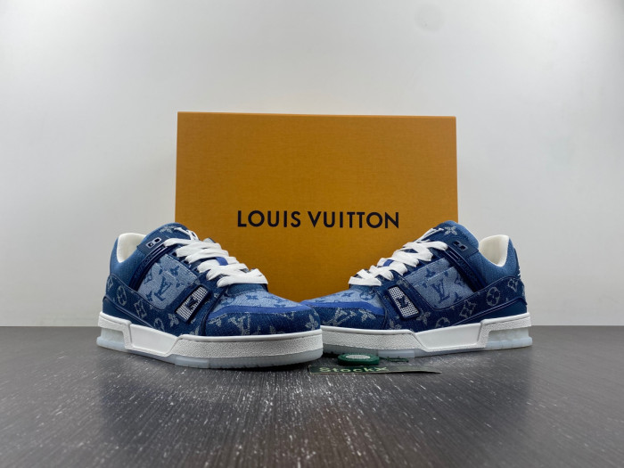 LOU1VTON trainer (EU47)