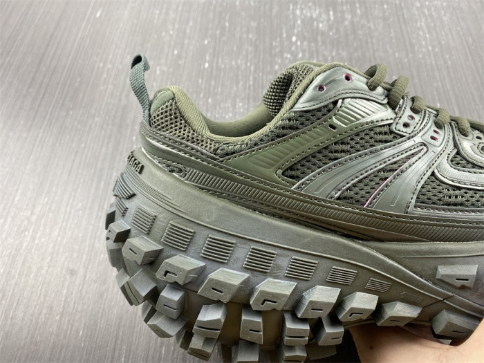 blc* defender sneaker