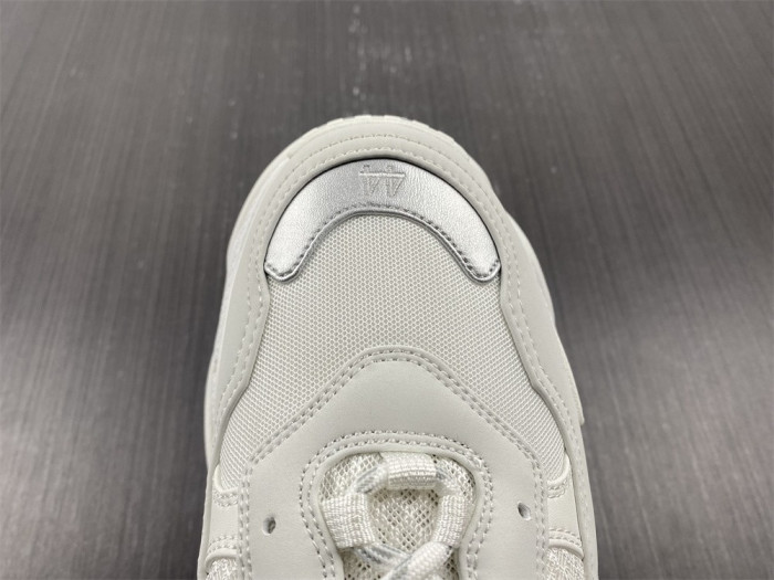 blc* triple s trainer