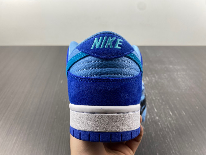 nike sb dunk low "blue raspberry" dm0807-400