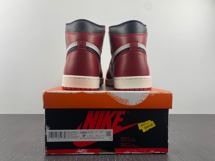 air jordan 1 retro high og chicago lost and found dz5485-612