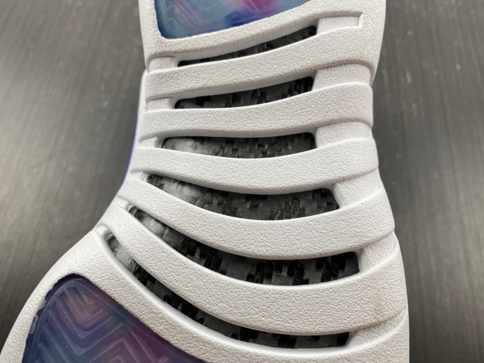 air jordan 12 retro hyper royal ao6068-004