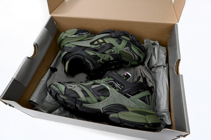 belanciaga Track 2 Sneaker Military Black 568614 W3AE1 2311