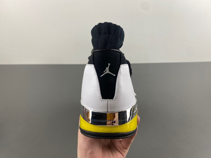 Air Jordan 17 Low “Lightning” FJ0395-100
