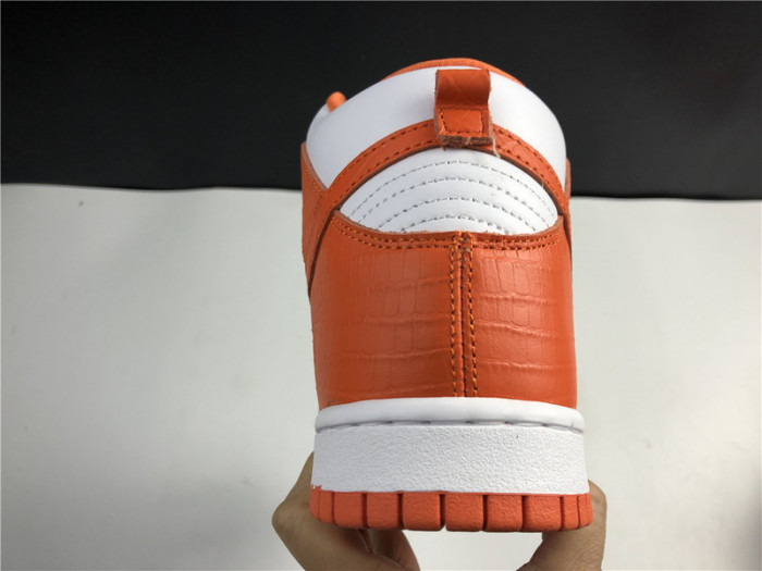 nike sb dunk S*pre* orange 307385-181