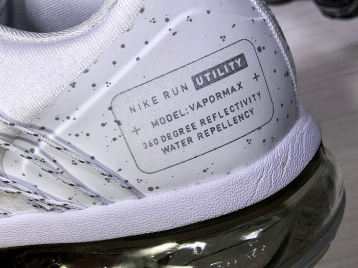 nike air vapormax run utility white aq8810-100