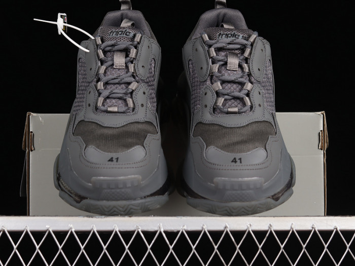 blc* triple s trainer