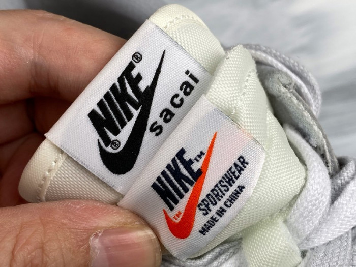 nike ld waffle sacai summit white - bv0073-100