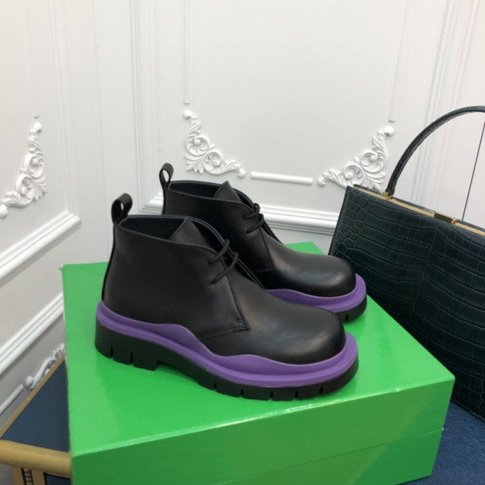 botteg*Ve*ne*ta tire leather ankle boots