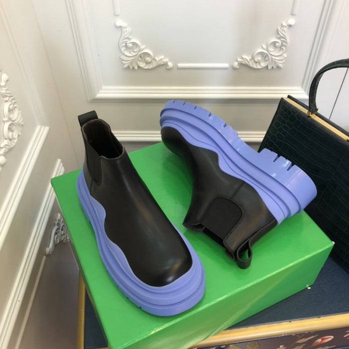 botteg*Ve*ne*ta tire leather ankle boots