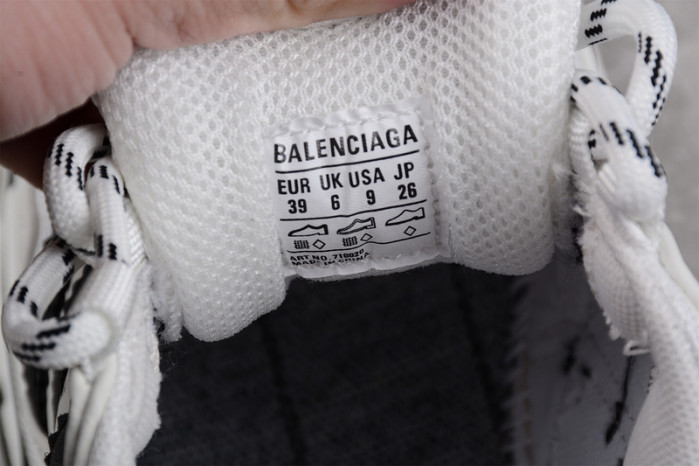 blc* triple s trainer