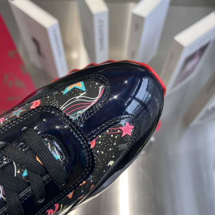 CHRISTIAN LOUBOUT1N Loubishark man (CUSTOMIZE)