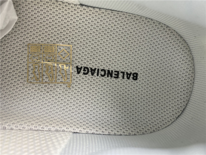 blc* triple s trainer