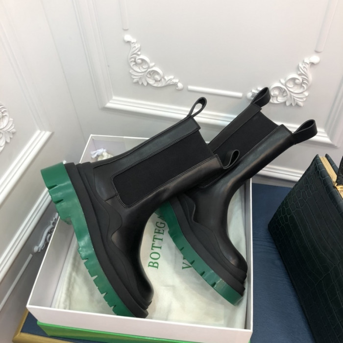 botteg*Ve*ne*ta tire leather ankle boots