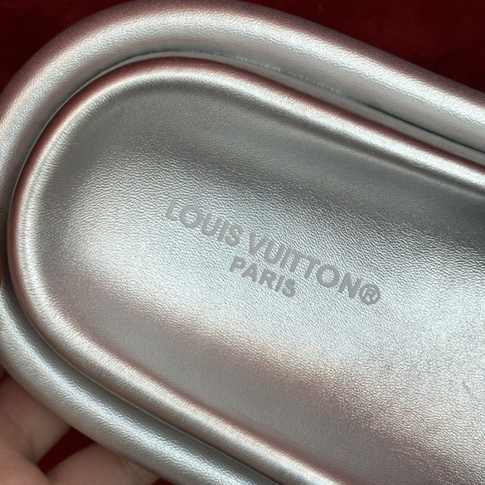 LOU1_TON POOL PILLOW COMFORT MULE (EU35-EU40)