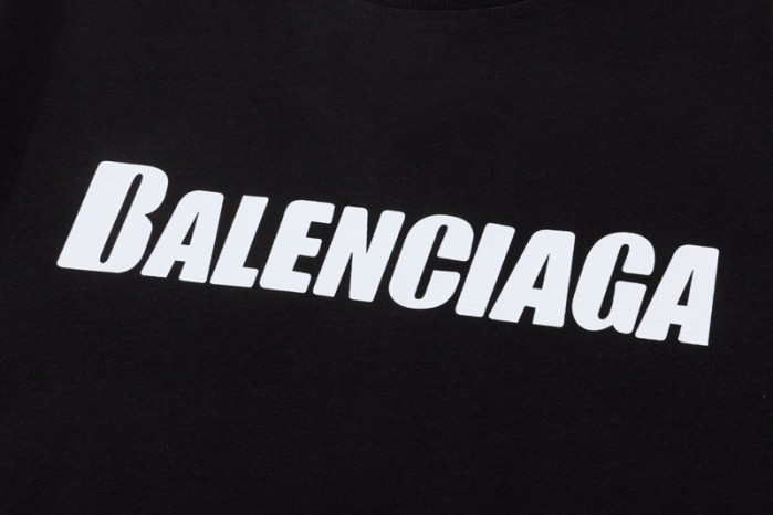 balenc1aga t-shirt 2302047