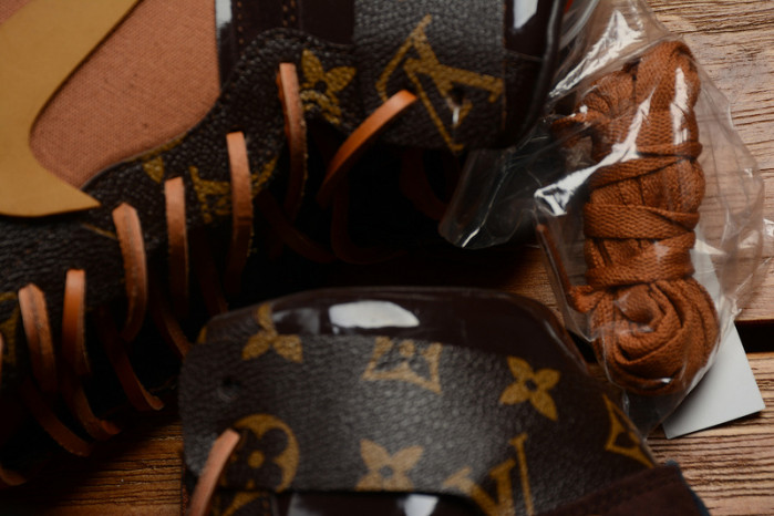 NIKE AIR JORDAN 1S AQ0818-158