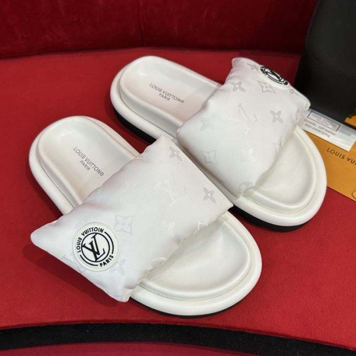 LOU1_TON POOL PILLOW COMFORT MULE (EU35-EU40)