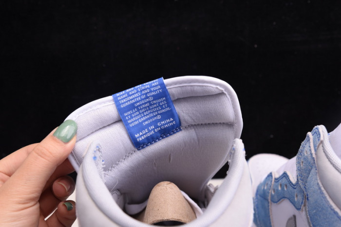 air jordan 1 retro high og hyper royal 555088-402