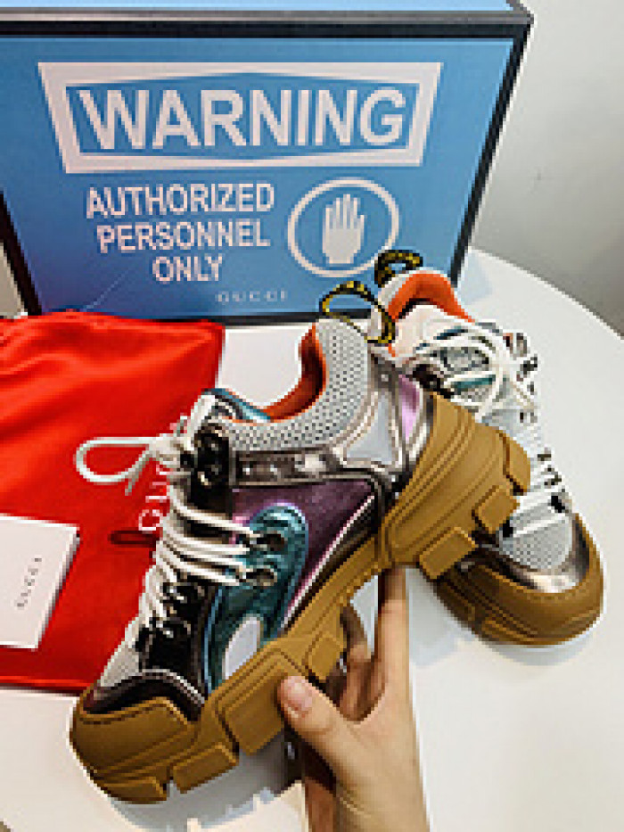 G*u*i1 journey flashtrek jewel crystal low boot